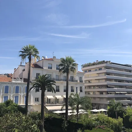 Cristal Hôtel&spa 4* Cannes