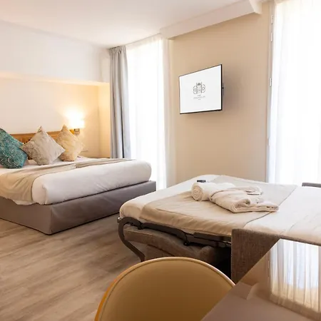 Cristal & Hotel 4*