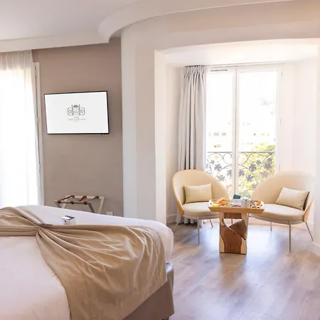 Cristal & Hotel 4*