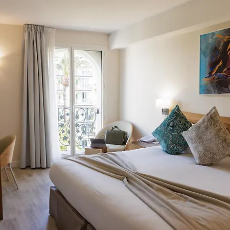 Cristal & 4* Cannes