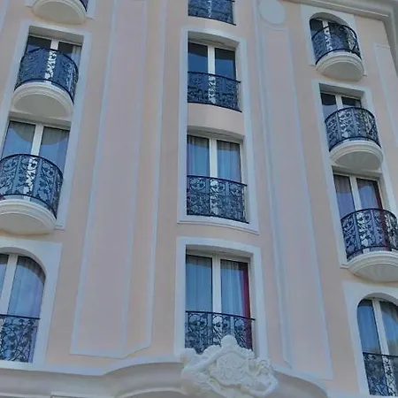Cristal Hôtel&spa Hotel