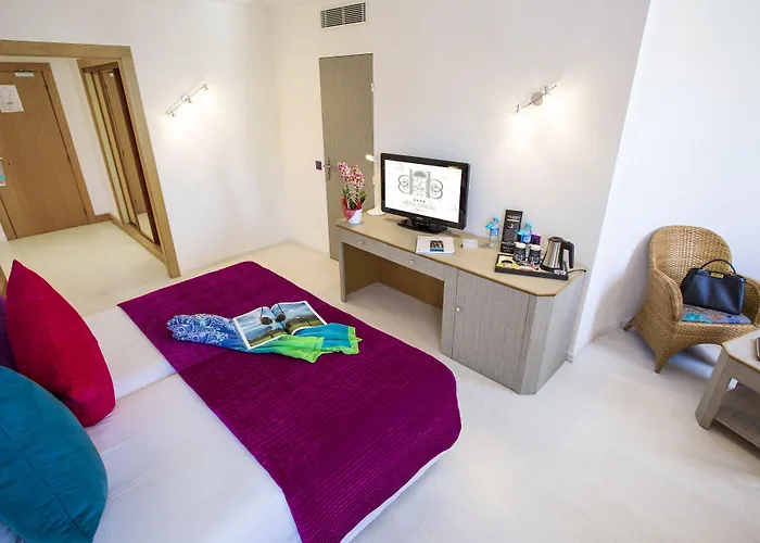Cristal Hôtel&spa 4* Cannes