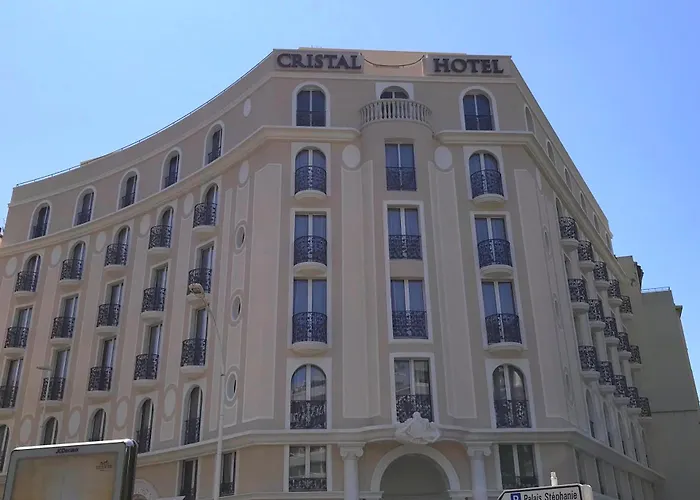 Cristal & 4* Cannes