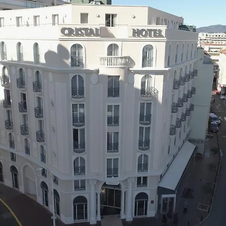 Hotell Cristal & 4*