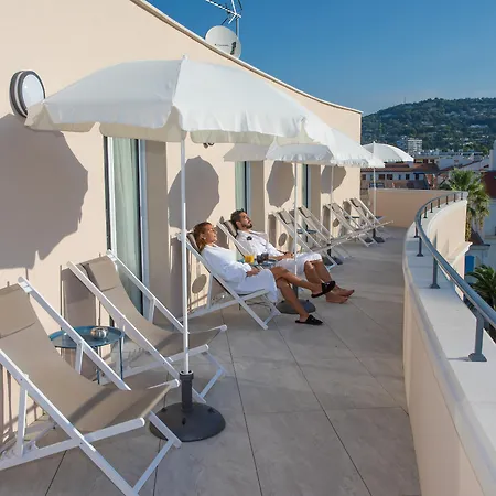 Hotel Cristal & 4*
